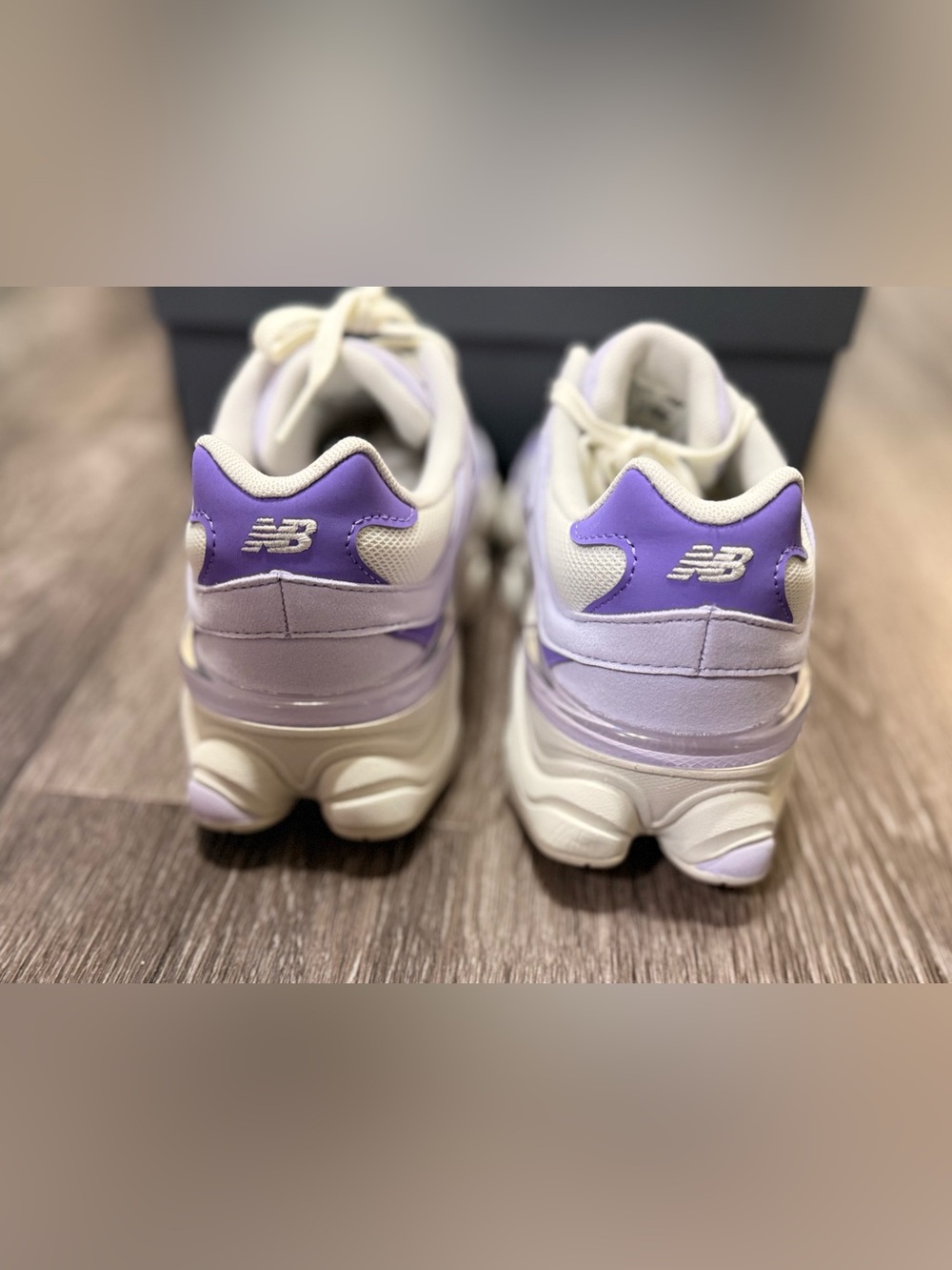 New Balance 9060 Women's purple and Cream Colorway Chunky Sneakers 7Y / 8.5W - Picture 4 of 8